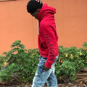 Meet your Posher, Devin